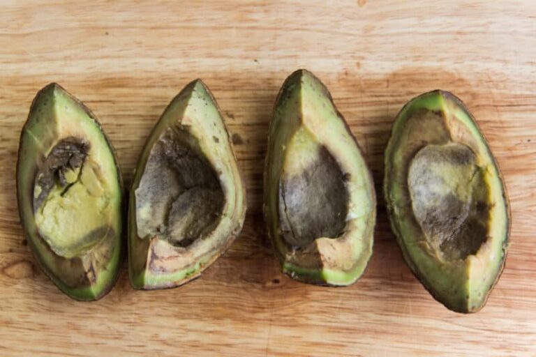 Manger un avocat noirci quels sont les risques